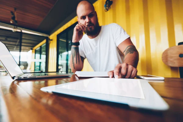 Serious Hipster Guy Puzzled Idea New Online Project Pressing Button — Stock Photo, Image