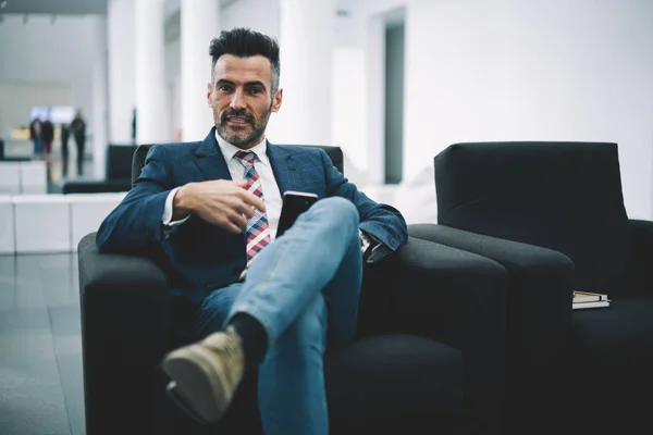 Portrait Confident Matured Businessman Dressed Formal Wear Resting Office Interior — Stock Photo, Image