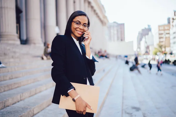 Portrait Successful Positive African American Student Faculty Law Calling Smartphone — Stock Photo, Image