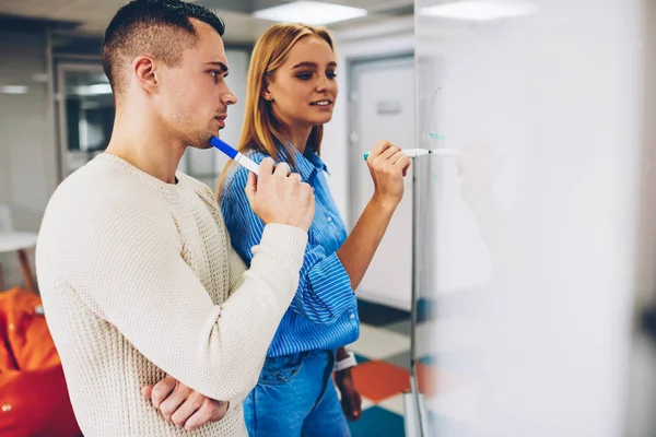 Young Skilled Employees Solving Project Standing Board Writing Creative Ideas — Stock Photo, Image