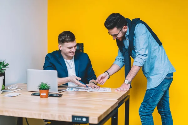 Happy Cheerful Male Architects Analyzing Sketch New Design Project Work — Stock Photo, Image