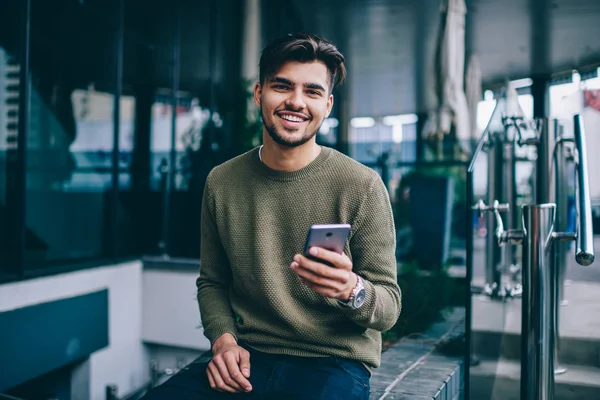 Portrait Cheerful Handsome Male Using Mobile Phone Wireless Internet Chatting — Stock Photo, Image