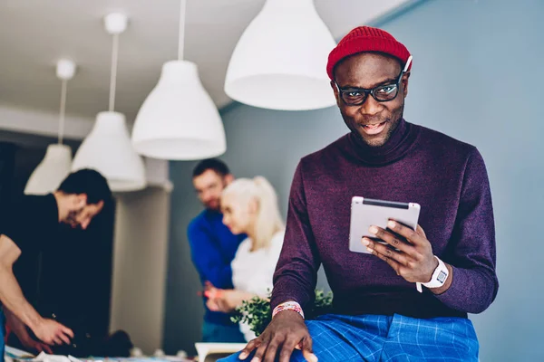 Portrait Confident African American Male Blogger Satisfied Wifi Connection Office – stockfoto