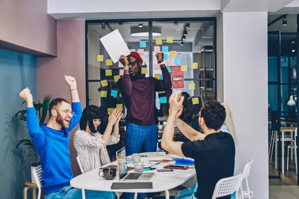 Emotional Crew Multiracial Employees Celebrating Completed Project Cooperation Happy Overjoyed — Stock Photo, Image