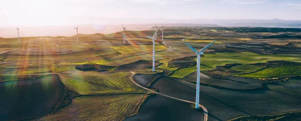 Letecký Pohled Obnovitelné Větrné Elektrárny Které Zásobují Pěstitelskou Oblast Ekologickou — Stock fotografie