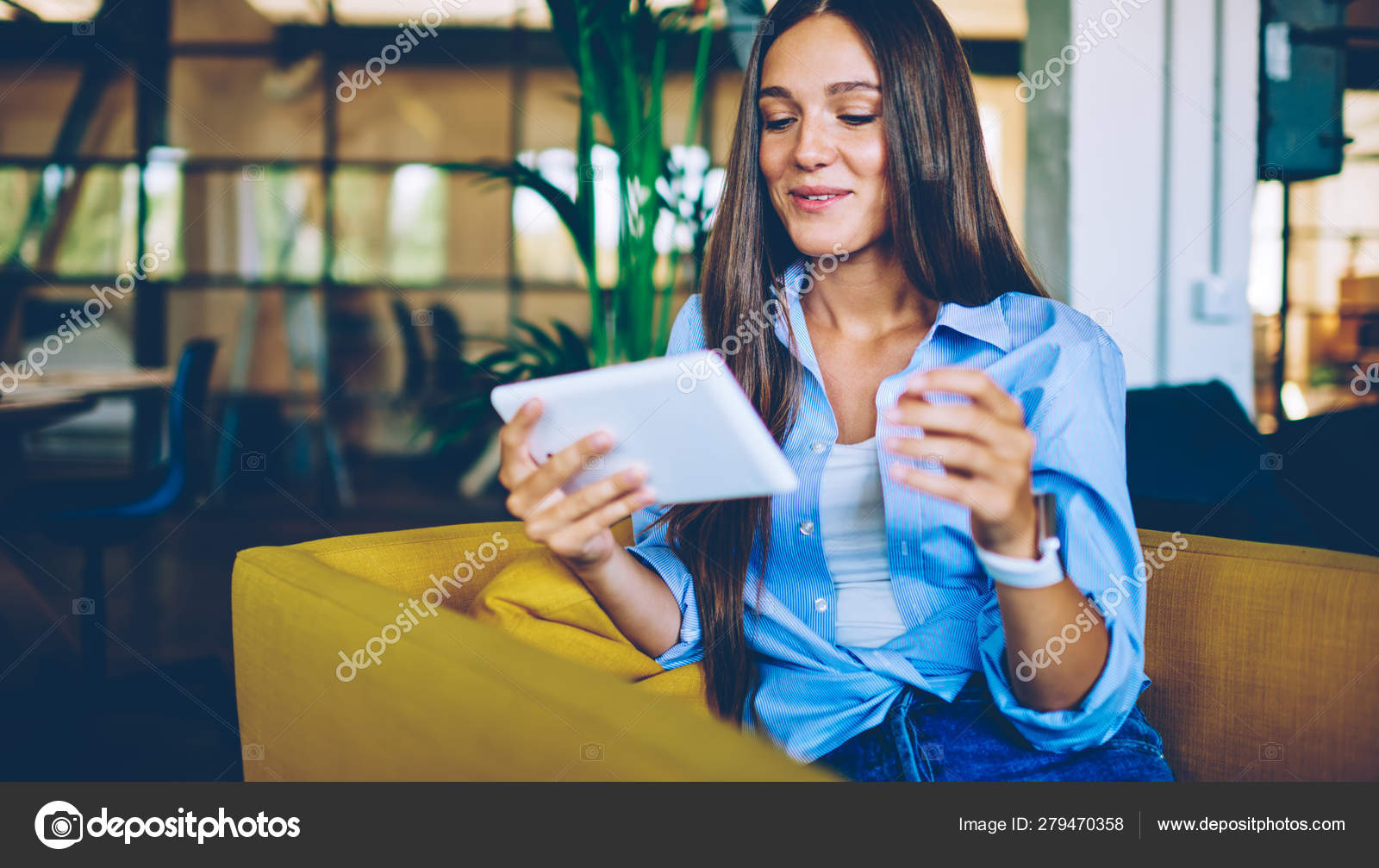 Happy Woman Laughing Funny Videos Found Content Website Modern Gadget Stock Photo by ©GaudiLab 279470358 Happy Woman Laughing Funny Videos Found Content Website Modern Gadget Stock Photo by ©GaudiLab 279470358