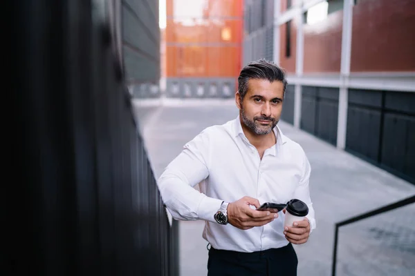 Half Length Portrait Successful Entrepreneur Holding Disposable Takeaway Cup Smartphone — Stock Photo, Image