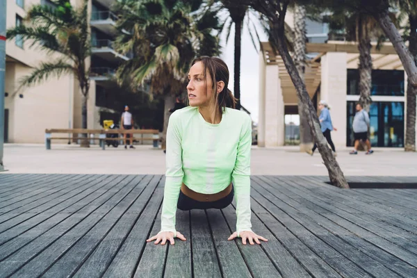 Caucasian Fitness Girl Doing Stretching Exercises Yoga Classes Coastline Walkway — Stock Photo, Image