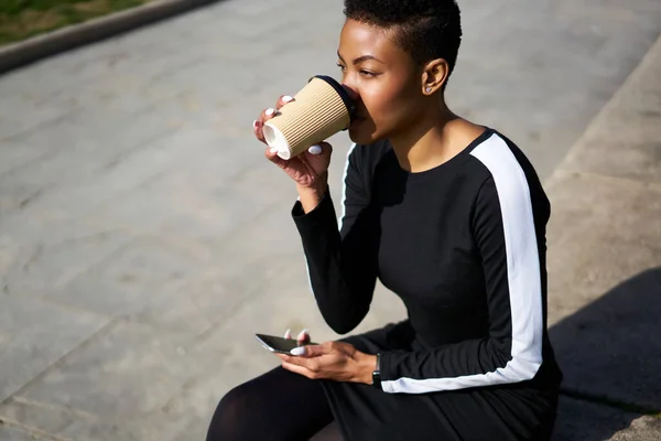 High Angle Crop Young African American Female Casual Outfit Looking — Stock Photo, Image