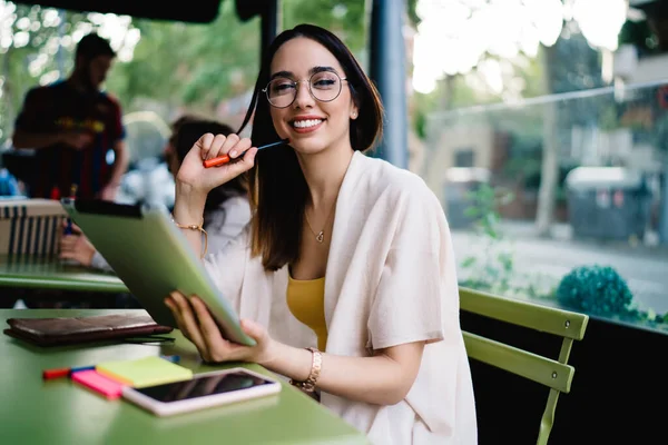 Cheerful Young Brown Haired Female Casual Outfit Eyeglasses Using Tablet — Stock Photo, Image