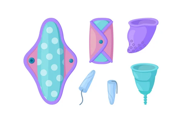 Almofadas menstruais reutilizáveis, copos e tampão em fundo branco. Artigos sanitários para mulheres. Ilustração vetorial — Vetor de Stock
