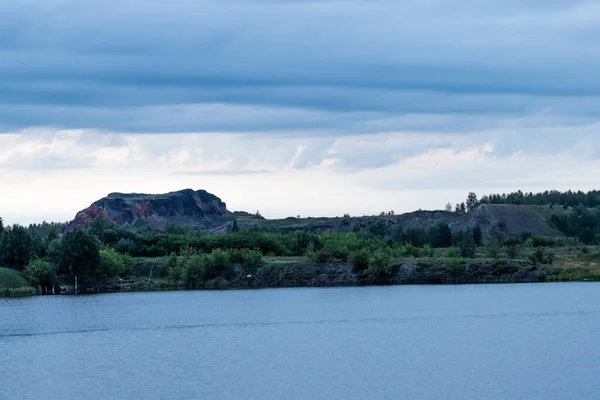 Ландшафт Вид Іншого Боку Ставка Фотографія Була Зроблена Недалеко Від — стокове фото