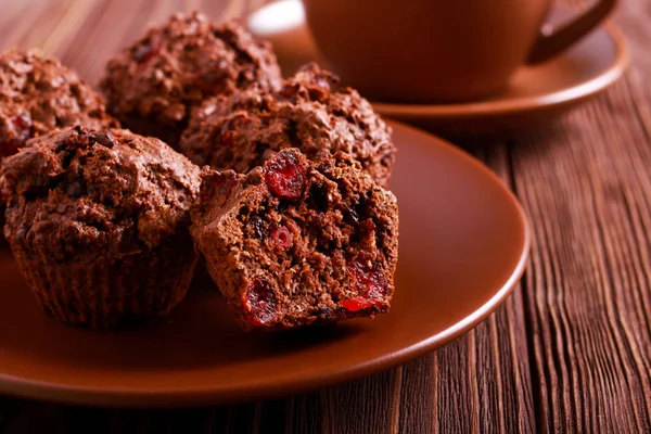 Muffin Cioccolato Ciliegia Cocco Tazza Caffè — Foto Stock