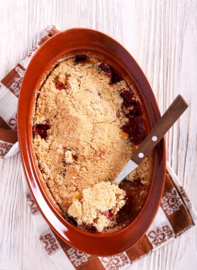 Meyve pasta kalay, kaşık üzerinde pişirme içinde harap