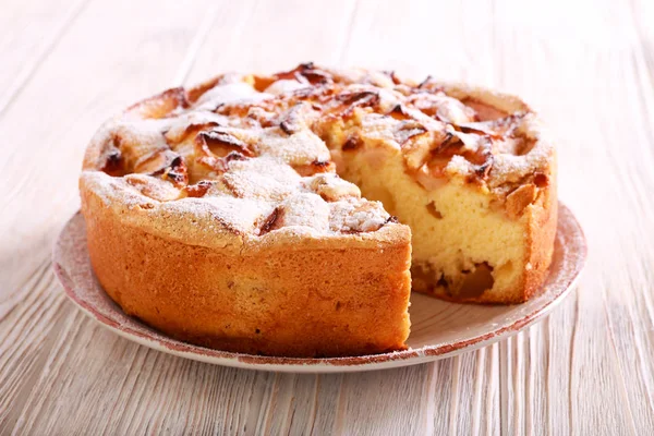 Apple Cake Icing Sugar Top Served Plate — Stock Photo, Image