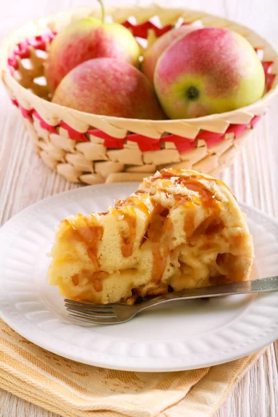 Apple Toffee Caramel Cake Sliced Plate — Stock Photo, Image