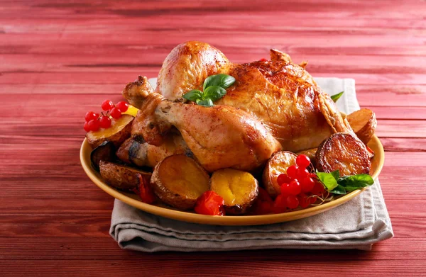 Baked Chicken Vegetables Plate Wooden Table — Stock Photo, Image