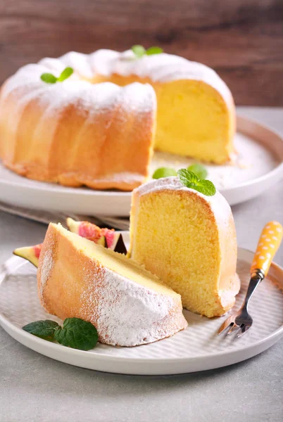 Lemon Ring Cake Icing Sugar Served Plate — Stock Photo, Image