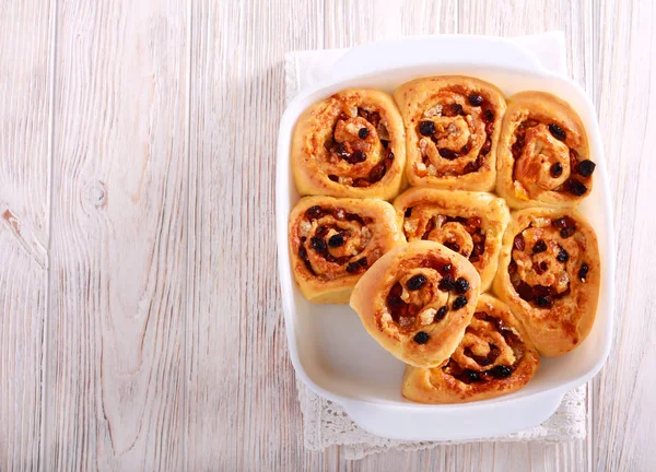 Chelsea Buns Sweet Rolls Baking Tin — Stock Photo, Image