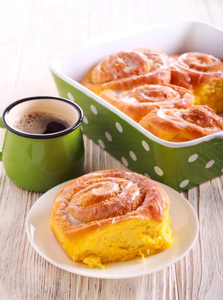 Pumpkin Streusel Filling Roll Icing Served — Stock Photo, Image