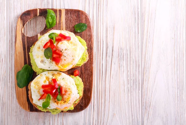 Toasts Avocado Fried Egg Board — Stock Photo, Image