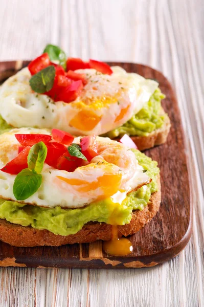 Toasts Avocado Fried Egg Board — Stock Photo, Image