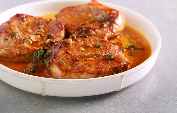 Spicy Meat Chops Gravy Plate — Stock Photo, Image