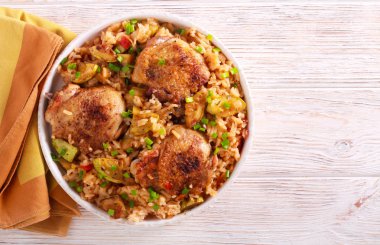 Pirinç ve kabak güveç ile Tavuk uyluk 