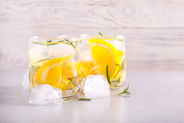 Citrus and rosemary cold drink — Stock Photo, Image