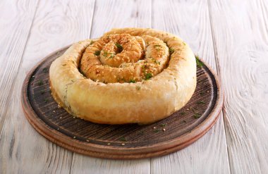 Peynir ve ıspanak pasta rulo 