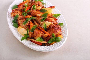 Sebzeli tavuk bagetleri 