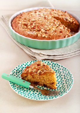 Fındık tepesi ile kek Dilim 