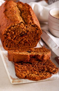 Tarih somun, kahve ile servis