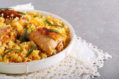 Biberiyeli tavuk buğdaylı but. 