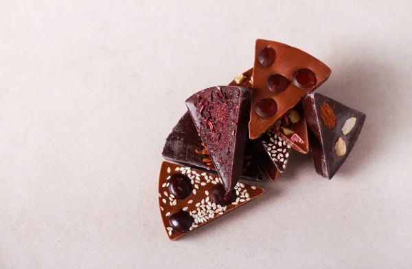 Segitiga coklat tersusun — Stok Foto