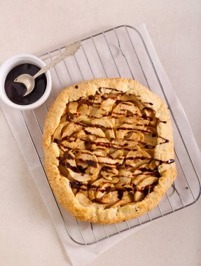 Elmalı turta - çikolata jöleli galette