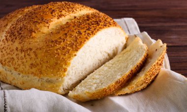 Susamlı beyaz ekmek, Koulouri Kıbrıs köyü ekmeği