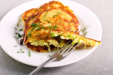 Kabak ve peynirli börek.