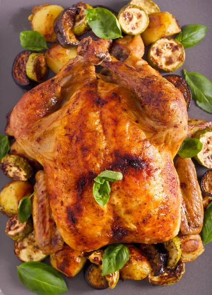 Roast Whole Chicken Vegetables — Stock Photo, Image
