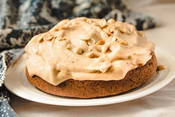 Cream Snickers Pie. Chocolate Sponge Cake filled with whipped cr — Stock Photo, Image