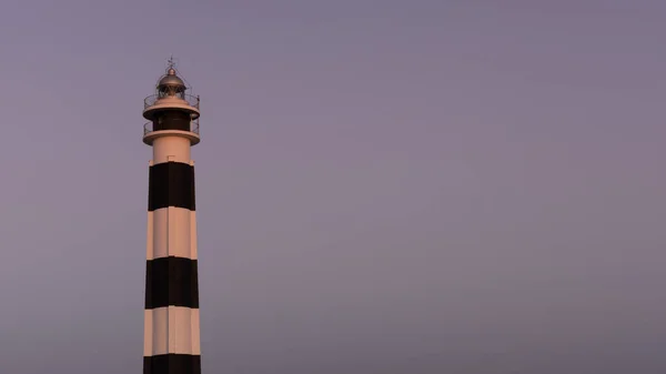 Gün Batımında Deniz Feneri Kulesi — Stok fotoğraf