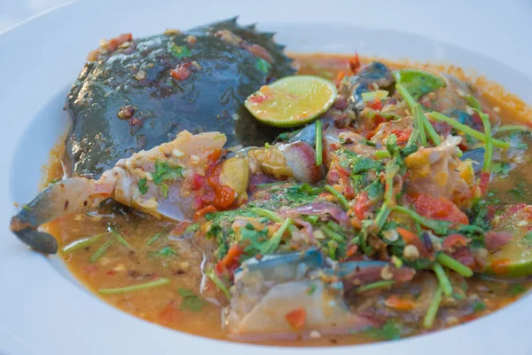 Tay tarifi baharatlı sos taze karaca yengeç bir rawfood.