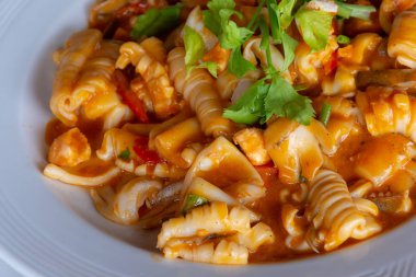 Stir-Fried kalamar tuzlu ördek yumurta ile oluşan leziz menü.