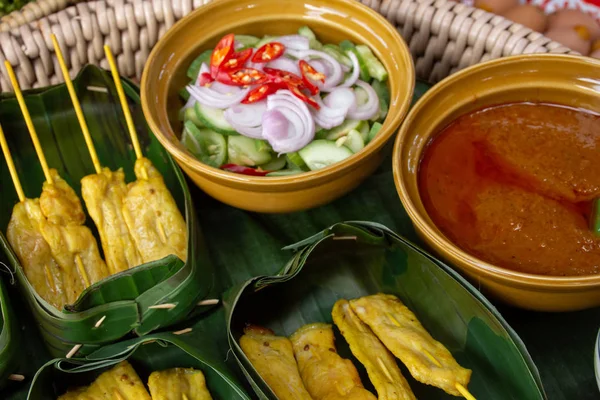 Makanan Jalanan Satay Dibuat Dengan Daging Babi Atau Ayam Atau — Stok Foto