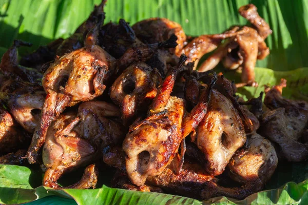 Las Codornices Asan Sobre Estufa Carbón — Foto de Stock