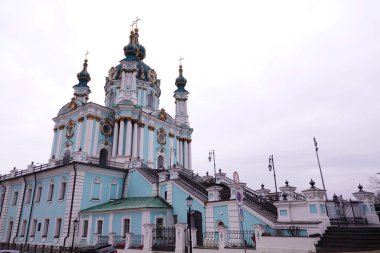 Kiev, Ukrayna 31 Ocak 2020: Kiev 'deki St. Andrew Kilisesi