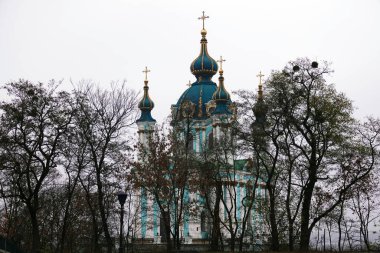 Kiev, Ukrayna 15 Kasım 2019: Kiev 'deki St. Andrew Kilisesi