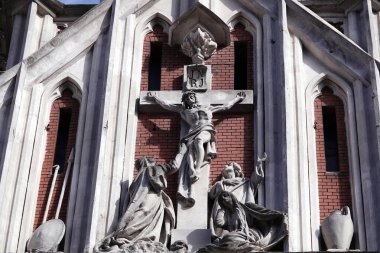 Kiev, Ukrayna 13 Mart 2020: Kiev 'deki St. Nicholas Kilisesi, restorasyon altında.