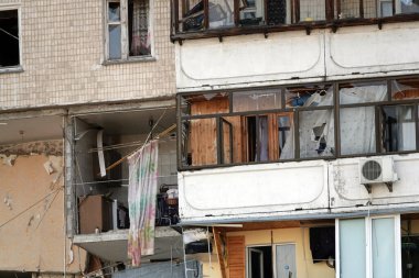 Kiev, Ukrayna 22 Haziran 2020: Kiev 'deki bir binada meydana gelen gaz patlamasının sonuçları