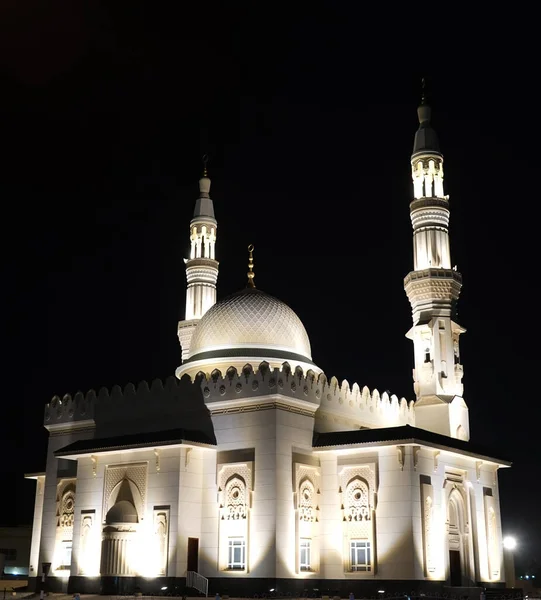 Sharjah Emiratos Árabes Unidos Febrero 2020 Una Gran Hermosa Mezquita —  Fotos de Stock